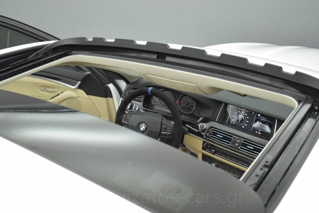 Bmw 525 - 2.0 xDrive Steptronic Full Leather Panorama & Navigation