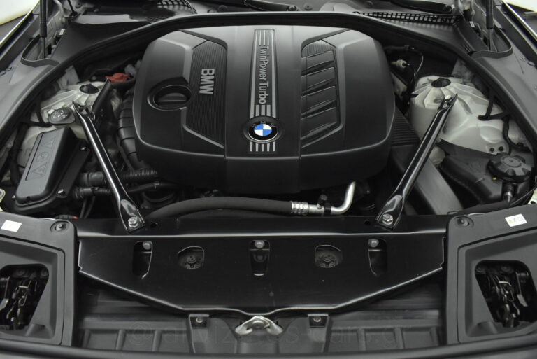 Bmw 525 - 2.0 xDrive Steptronic Full Leather Panorama & Navigation