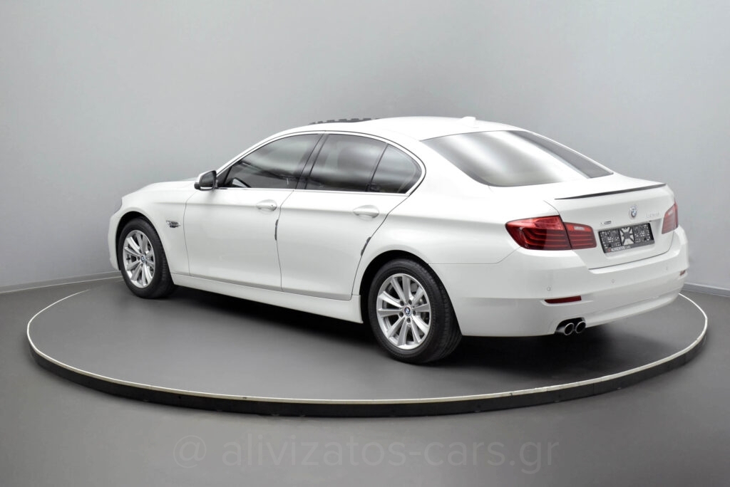 Bmw 525 - 2.0 xDrive Steptronic Full Leather Panorama & Navigation