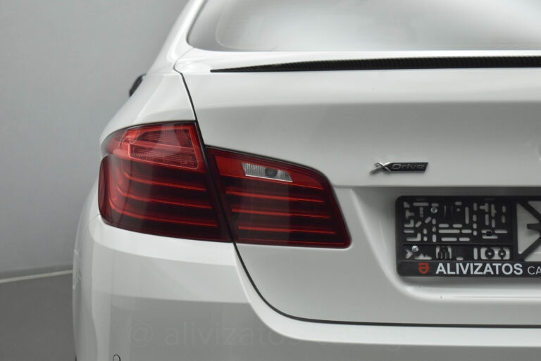 Bmw 525 - 2.0 xDrive Steptronic Full Leather Panorama & Navigation