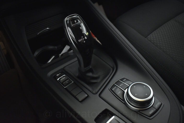 Bmw X1 - 1.5 S drive Steptronic 16d Navigation