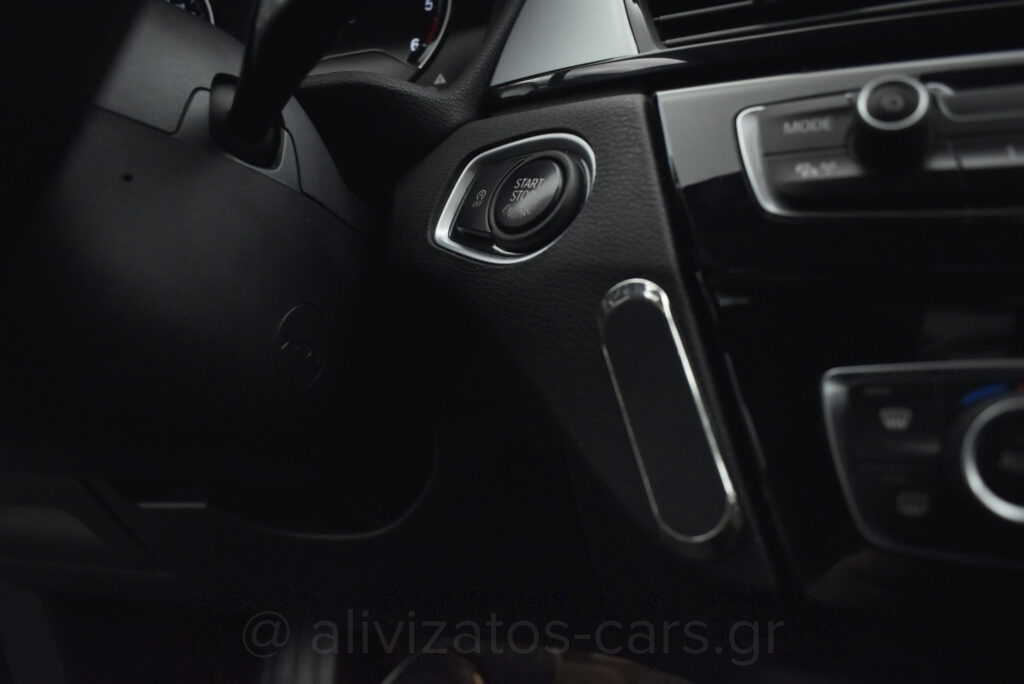 Bmw X1 - 1.5 S drive Steptronic 16d Navigation