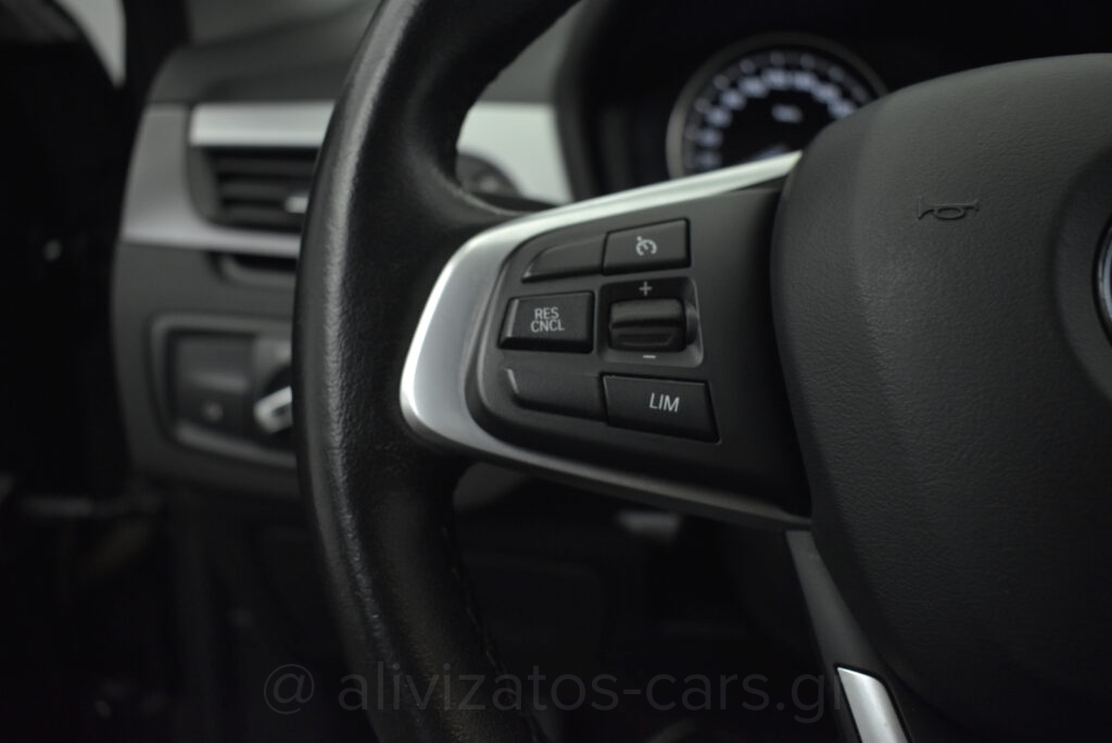 Bmw X1 - 1.5 S drive Steptronic 16d Navigation