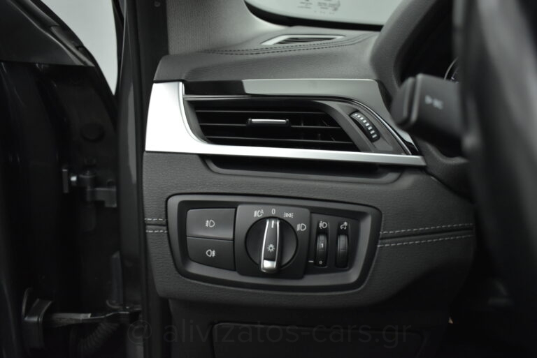 Bmw X1 - 1.5 Sdrive 18i X Line Steptronic 140hp Facelift