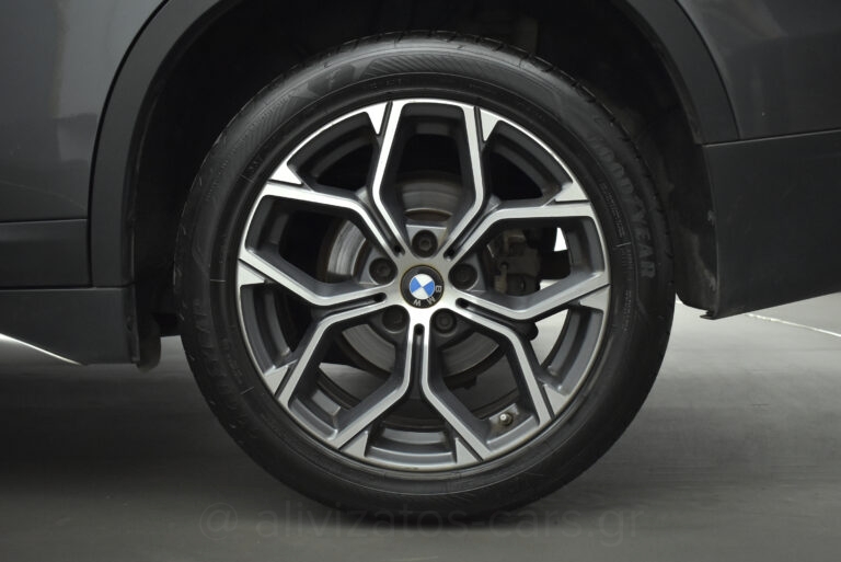 Bmw X1 - 1.5 Sdrive 18i X Line Steptronic 140hp Facelift