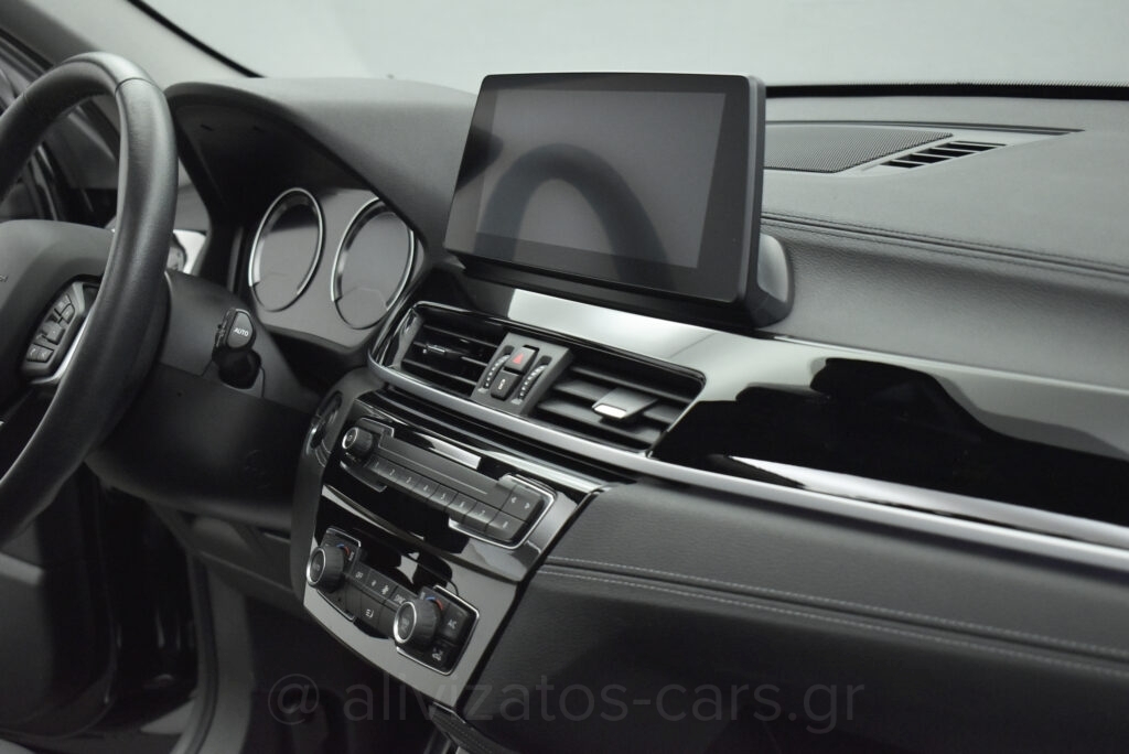 Bmw X1 - 1.5 Xdrive X Line 25e Steptronic Plug-in Panorama R19