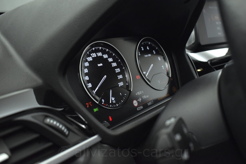 Bmw X1 - 1.5 Xdrive X Line 25e Steptronic Plug-in Panorama R19