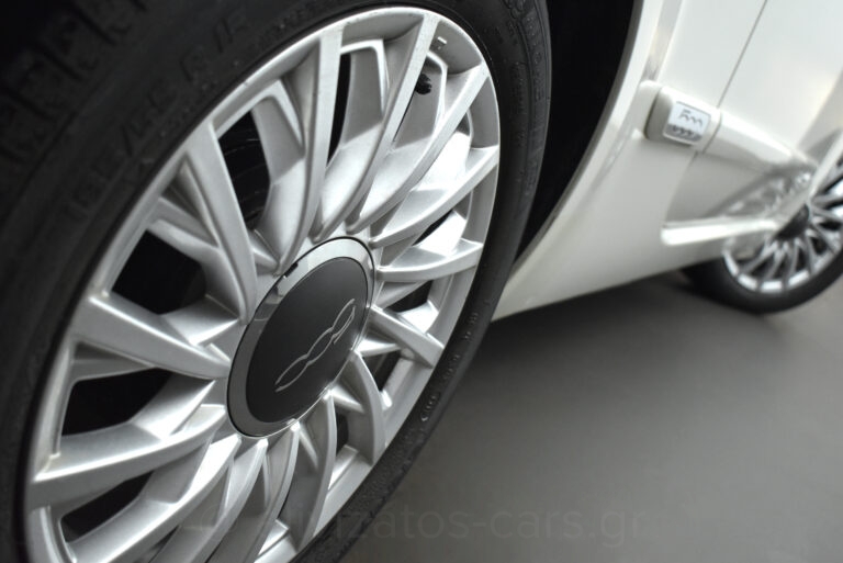 Fiat 500 - 1.2 Cabrio Lounge Navigation Led