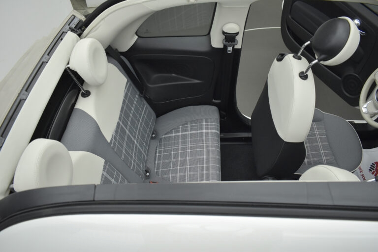 Fiat 500 - 1.2 Cabrio Lounge Navigation Led