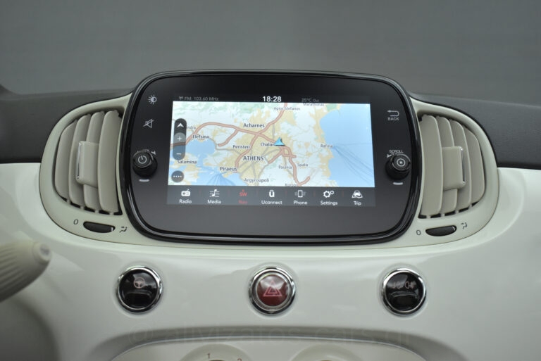 Fiat 500 - 1.2 Cabrio Lounge Navigation Led