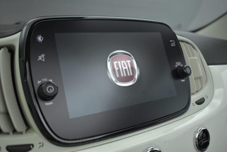 Fiat 500 - 1.2 Cabrio Lounge Navigation Led