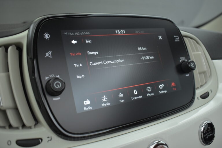 Fiat 500 - 1.2 Cabrio Lounge Navigation Led