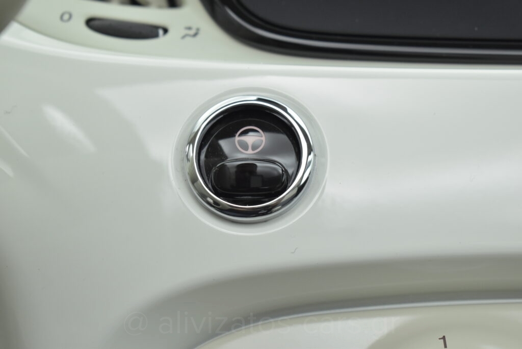 Fiat 500 - 1.2 Cabrio Lounge Navigation Led