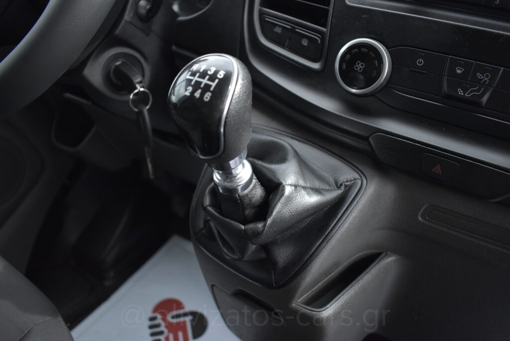 Ford Transit Custom (Αντιγραφή) - TDi 300 Trend 130hp 3Seats Navi Full Led