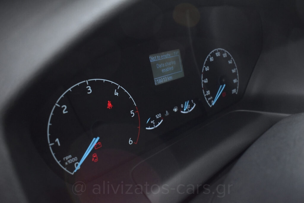 Ford Transit Custom (Αντιγραφή) - TDi 300 Trend 130hp 3Seats Navi Full Led