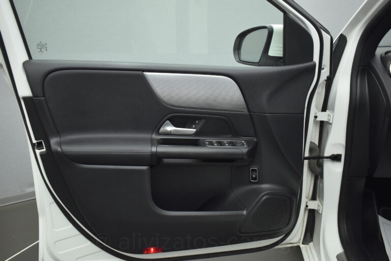 Mercedes-Benz B 180d - 1.3 e Plug-in 8G-DCT Style 218hp Camera