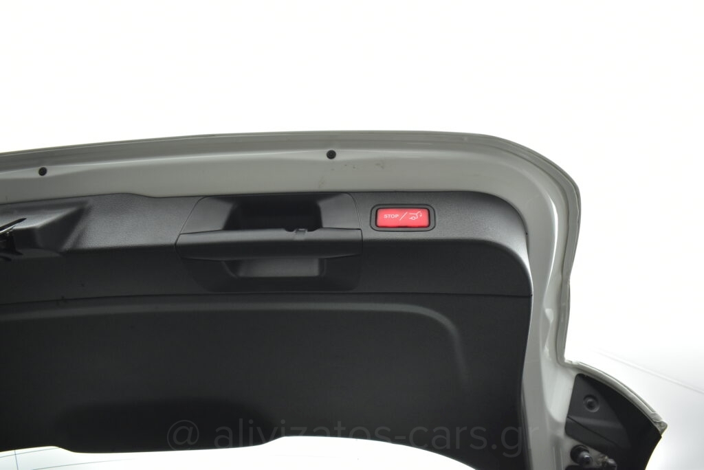 Mercedes-Benz B 180d - 1.3 e Plug-in 8G-DCT Style 218hp Camera