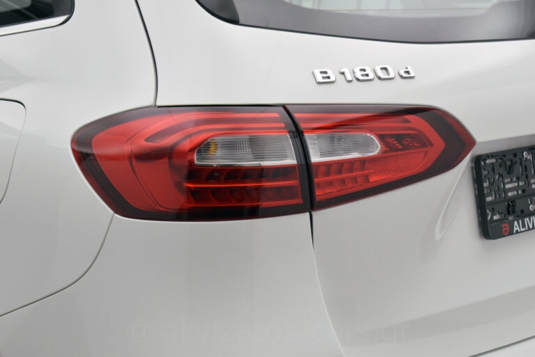 Mercedes-Benz B 180d - 1.3 e Plug-in 8G-DCT Style 218hp Camera