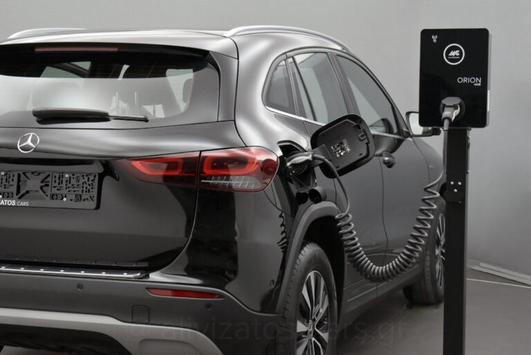 Mercedes-Benz CLA 250 - 1.3 e Plug-in 8G-DCT Style 218hp Camera