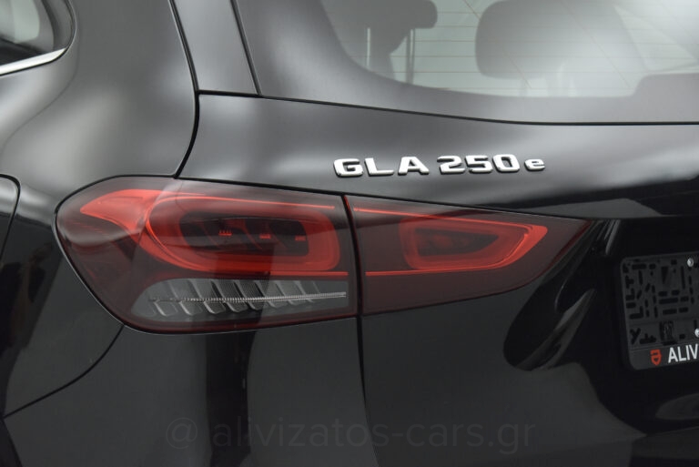 Mercedes-Benz CLA 250 - 1.3 e Plug-in 8G-DCT Style 218hp Camera