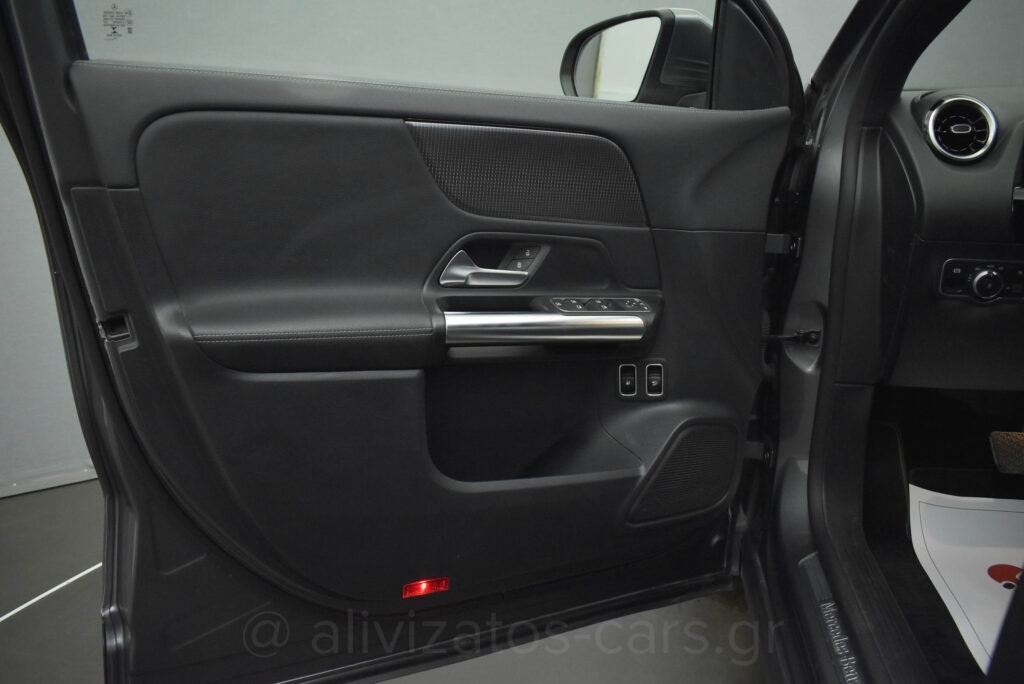 Mercedes-Benz GLA 250 - 1.3 e Plug-in 8G-DCT Progressive Navi 10''