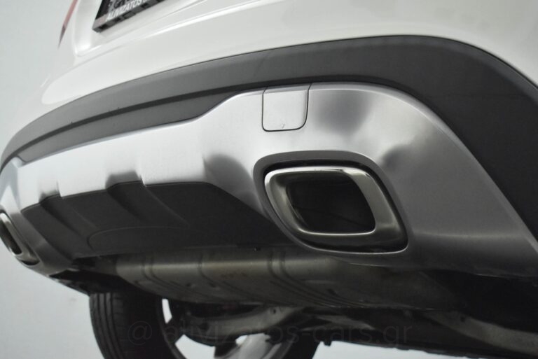 MERCEDES GLA 180 - 1.5 Urban Editiom Automatic Facelift