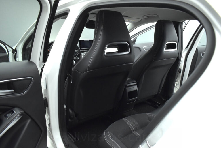 MERCEDES GLA 180 - 1.5 Urban Editiom Automatic Facelift