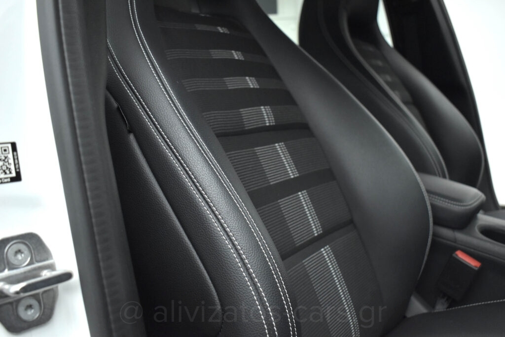 MERCEDES GLA 180 - 1.5 Urban Editiom Automatic Facelift