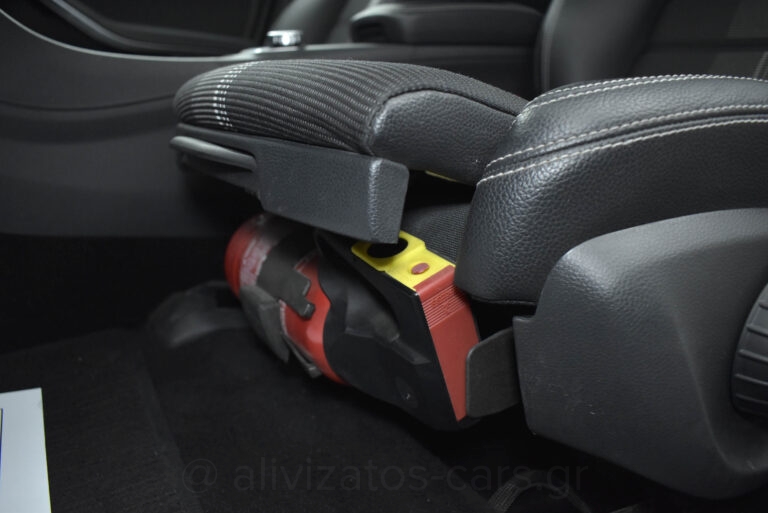 MERCEDES GLA 180 - 1.5 Urban Editiom Automatic Facelift