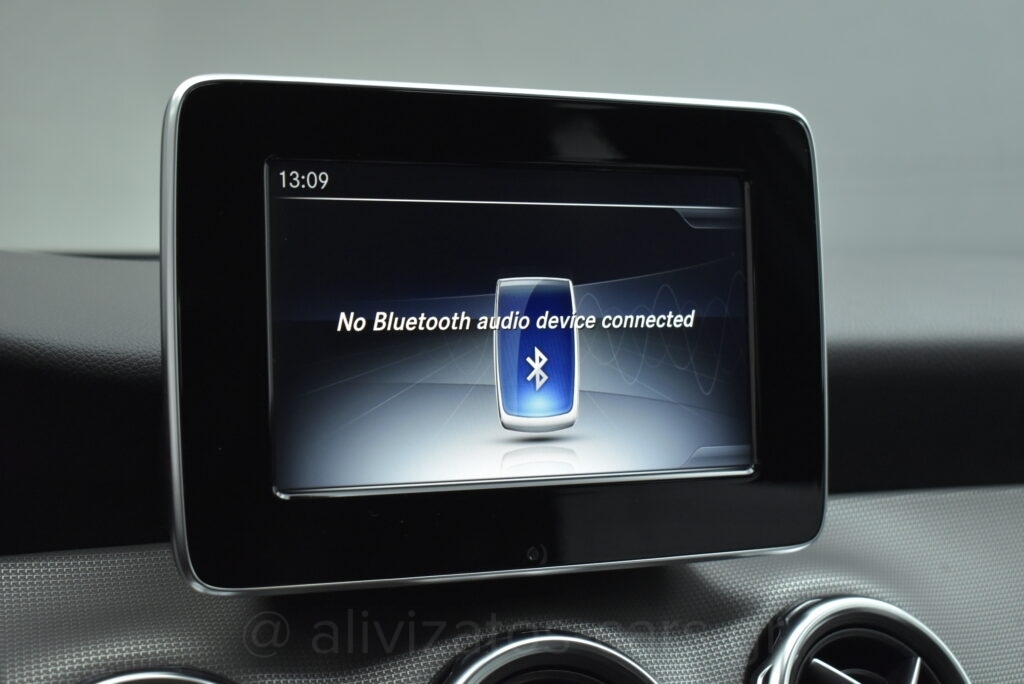 MERCEDES GLA 180 - 1.5 Urban Editiom Automatic Facelift