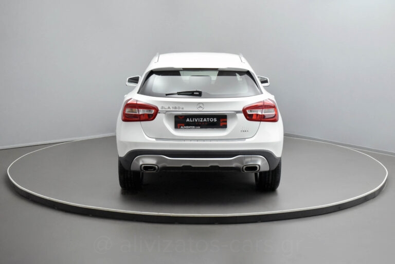 MERCEDES GLA 180 - 1.5 Urban Editiom Automatic Facelift
