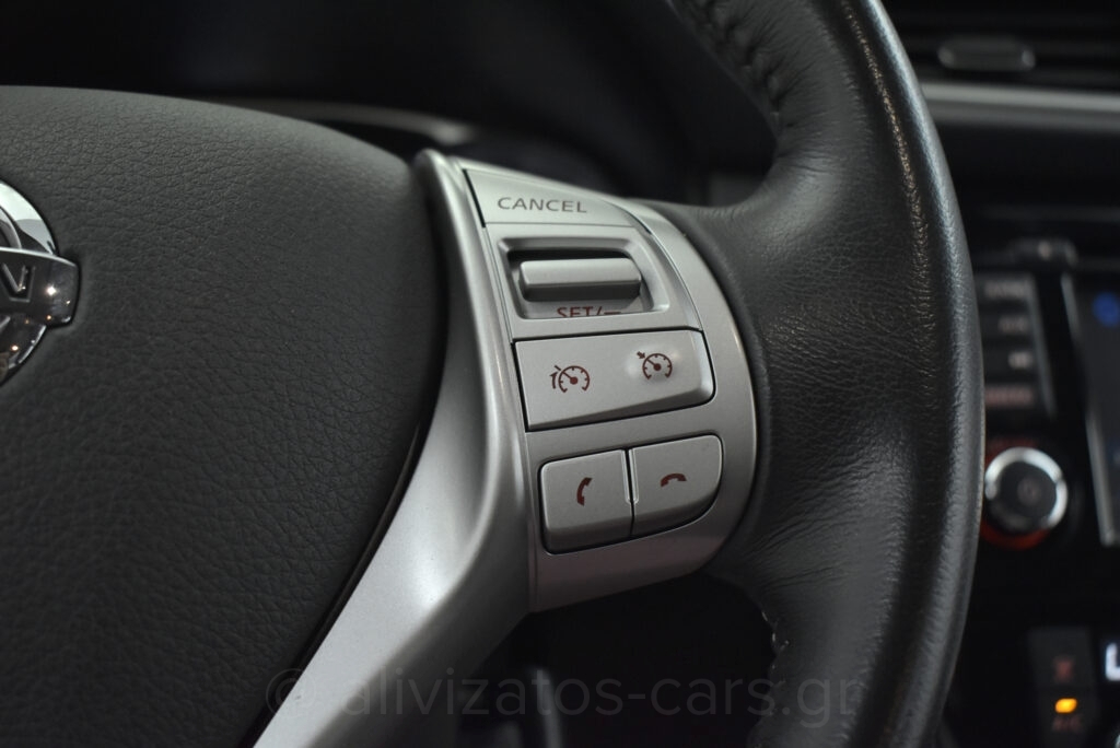 Nissan X-Trail - 1.6 dCi Xtronic Panorama Navi Camera 360