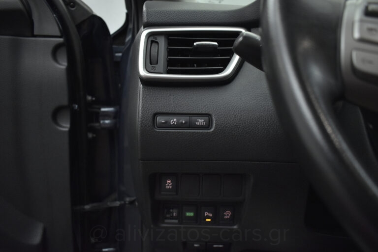 Nissan X-Trail - 1.6 dCi Xtronic Panorama Navi Camera 360