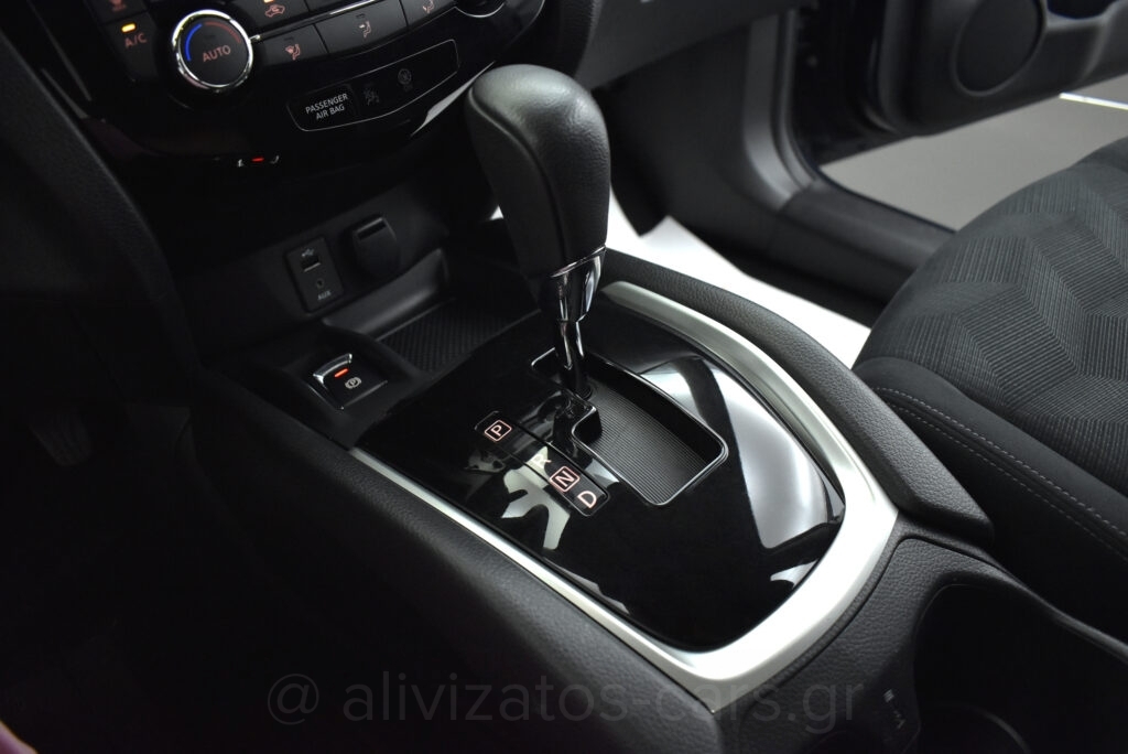 Nissan X-Trail - 1.6 dCi Xtronic Panorama Navi Camera 360