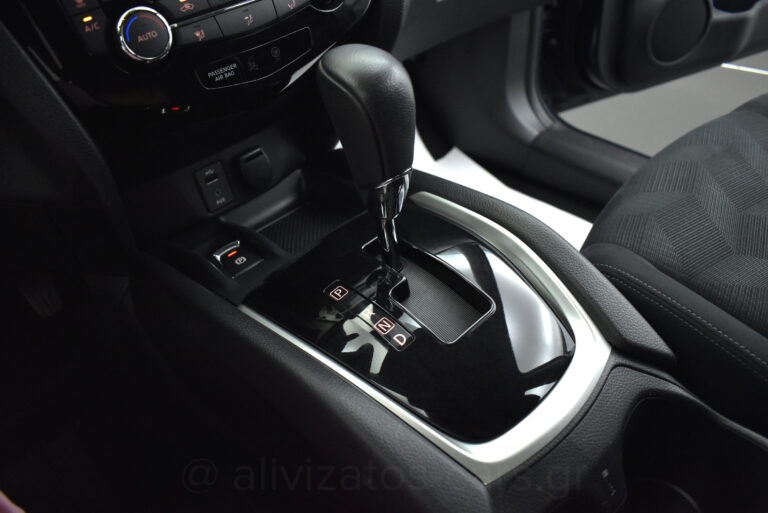 Nissan X-Trail - 1.6 dCi Xtronic Panorama Navi Camera 360