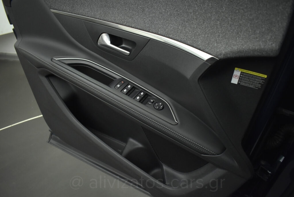 Peugeot 5008 - 1.5 BlueHDi EAT8 130hp Allure 7Seats