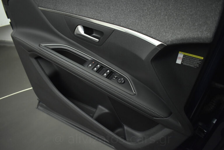 Peugeot 5008 - 1.5 BlueHDi EAT8 130hp Allure 7Seats