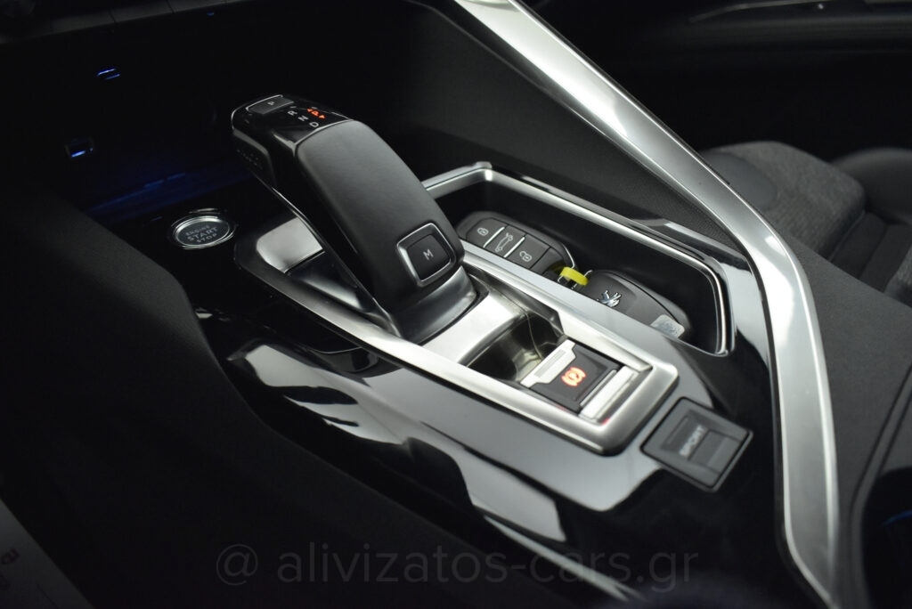 Peugeot 5008 - 1.5 BlueHDi EAT8 130hp Allure 7Seats