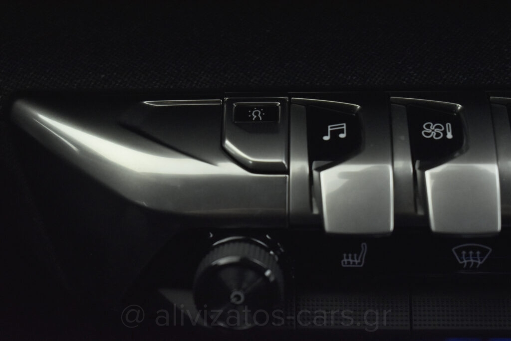 Peugeot 5008 - 1.5 BlueHDi EAT8 130hp Allure 7Seats