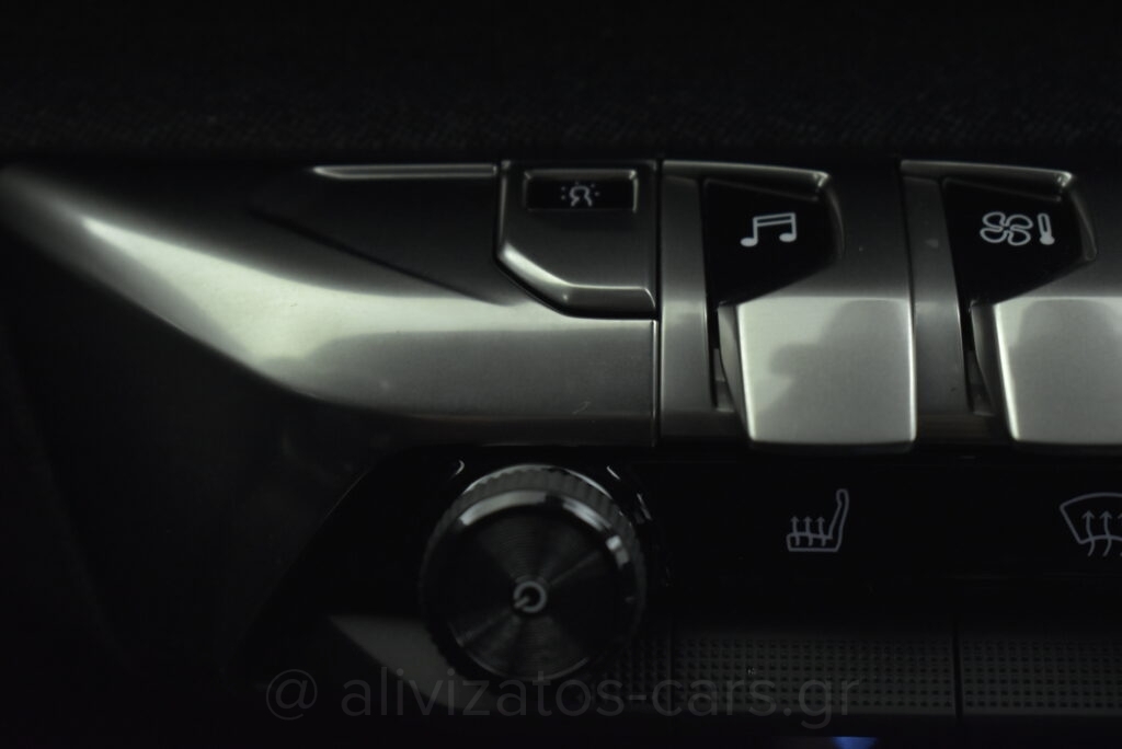 Peugeot 5008 - 1.5 BlueHDi EAT8 130hp Allure 7Seats