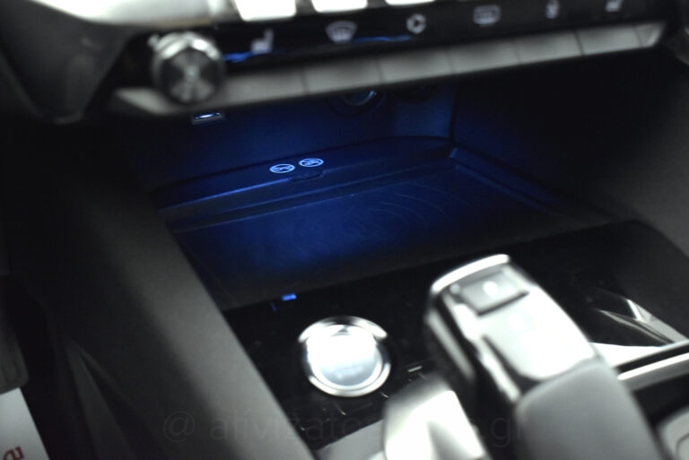 Peugeot 5008 - 1.5 BlueHDi EAT8 130hp Allure 7Seats