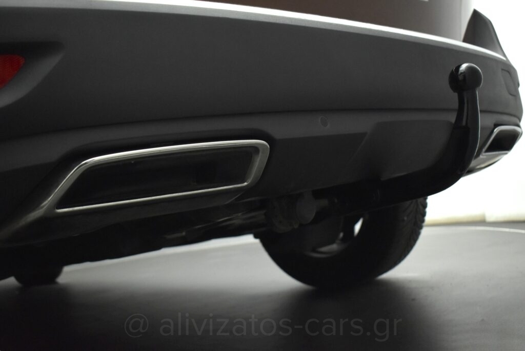 Peugeot 5008 - GT Line Panorαma Alcantara Leather 7Seats 130hp