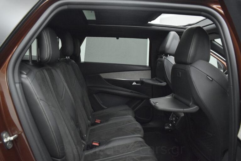 Peugeot 5008 - GT Line Panorαma Alcantara Leather 7Seats 130hp
