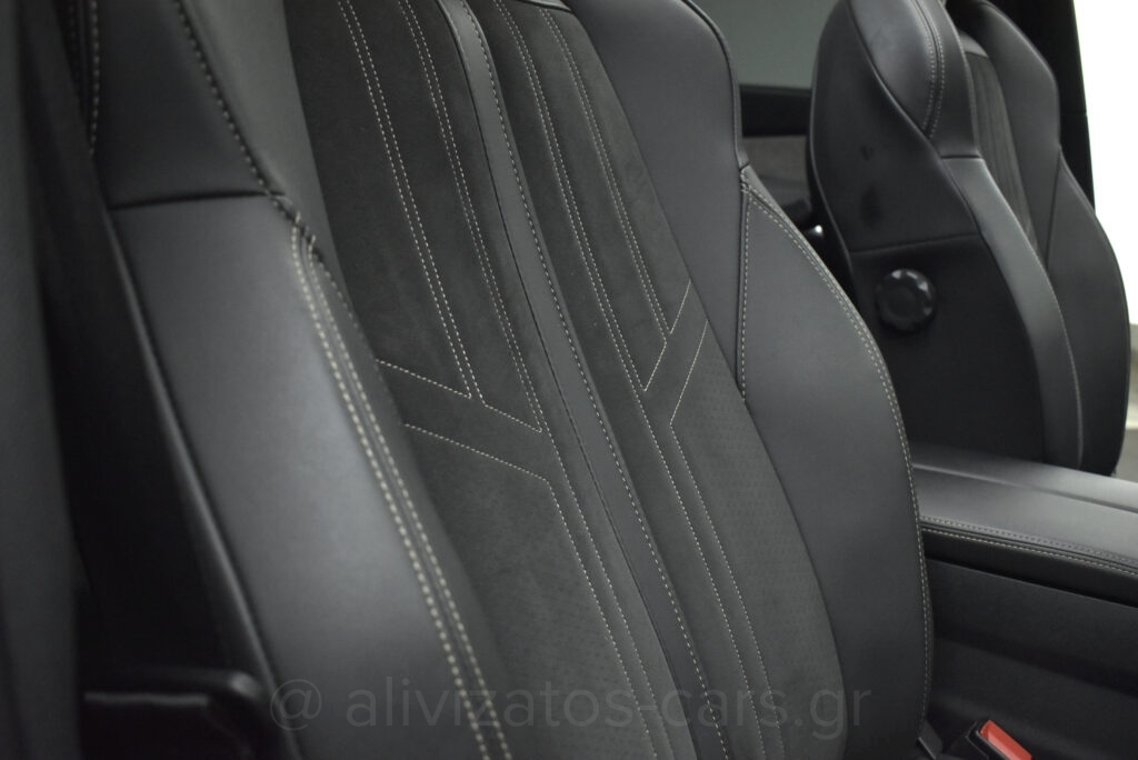 Peugeot 5008 - GT Line Panorαma Alcantara Leather 7Seats 130hp