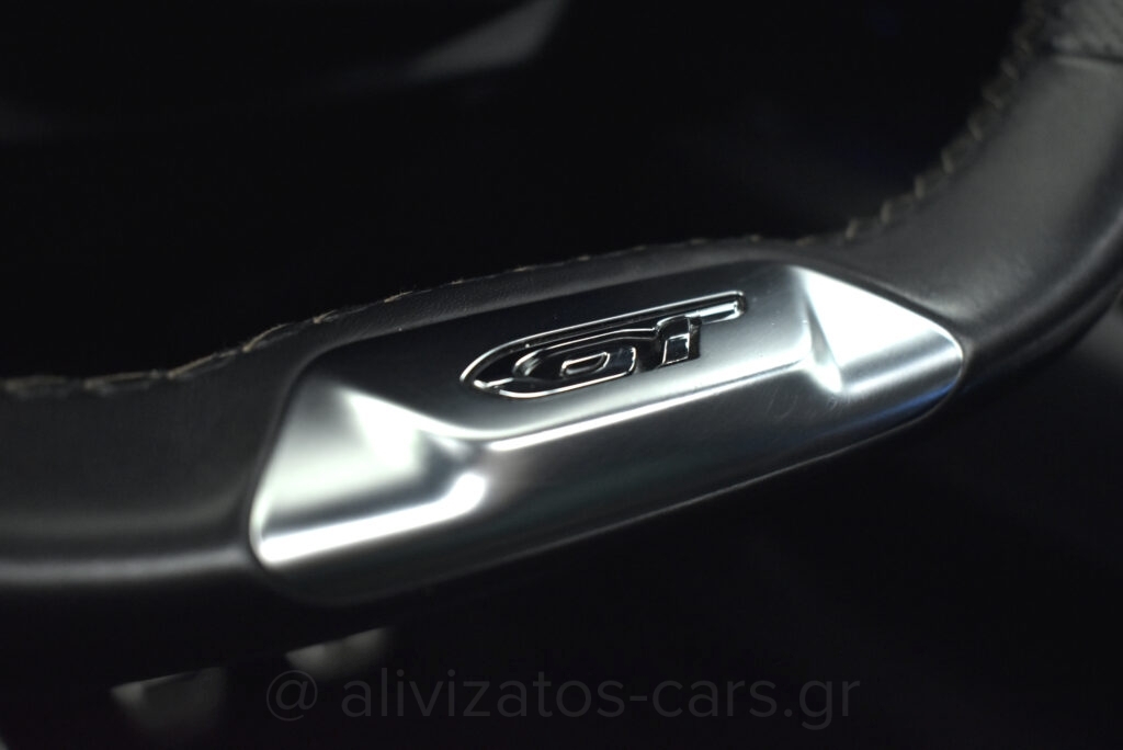 Peugeot 5008 - GT Line Panorαma Alcantara Leather 7Seats 130hp