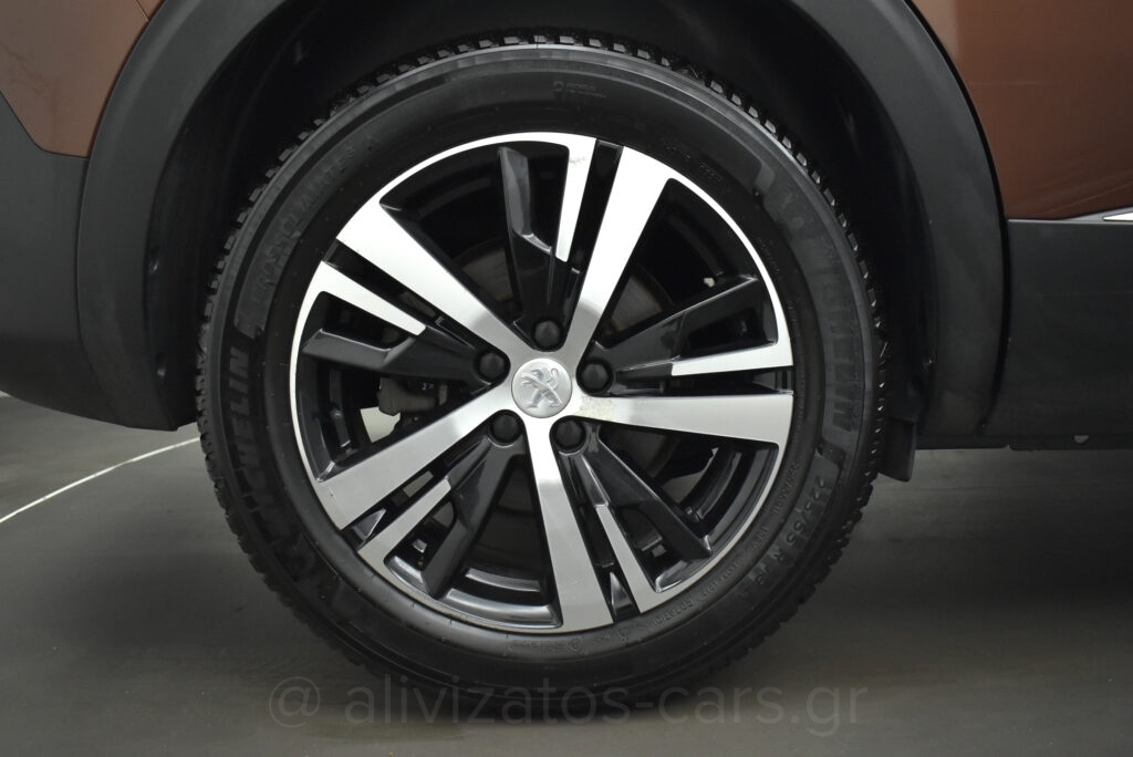 Peugeot 5008 - GT Line Panorαma Alcantara Leather 7Seats 130hp