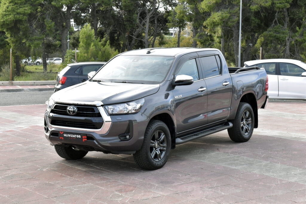 Toyota Hilux - 2.4 Double Cab 4x4 Cruiser Automatic Camera