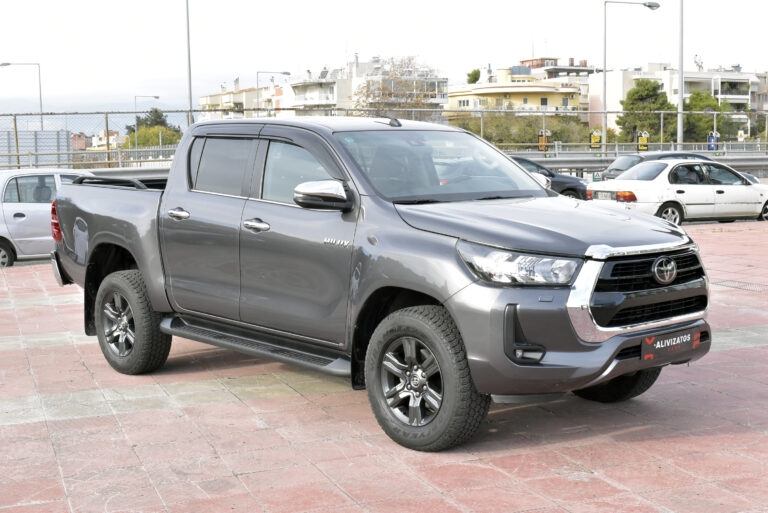 Toyota Hilux - 2.4 Double Cab 4x4 Cruiser Automatic Camera