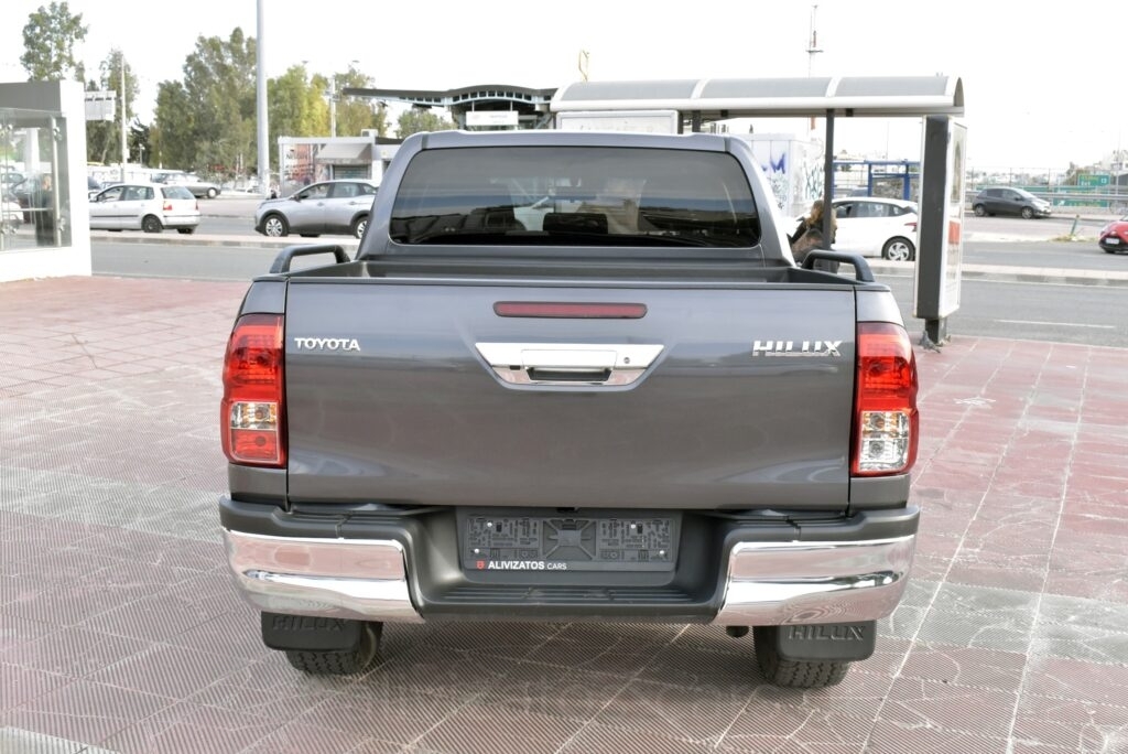 Toyota Hilux - 2.4 Double Cab 4x4 Cruiser Automatic Camera