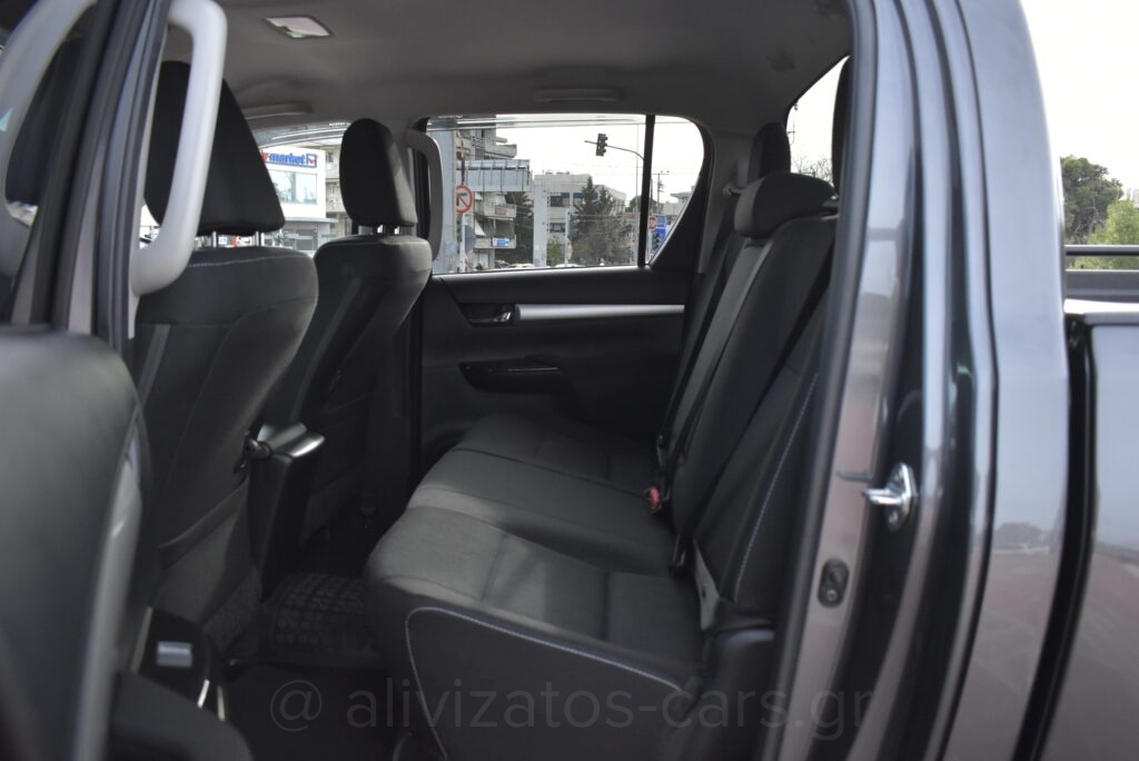 Toyota Hilux - 2.4 Double Cab 4x4 Cruiser Automatic Camera